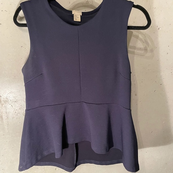 H&M Peplum Top - Picture 3 of 3